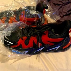 Mazino designer sneaker never put my foot in them